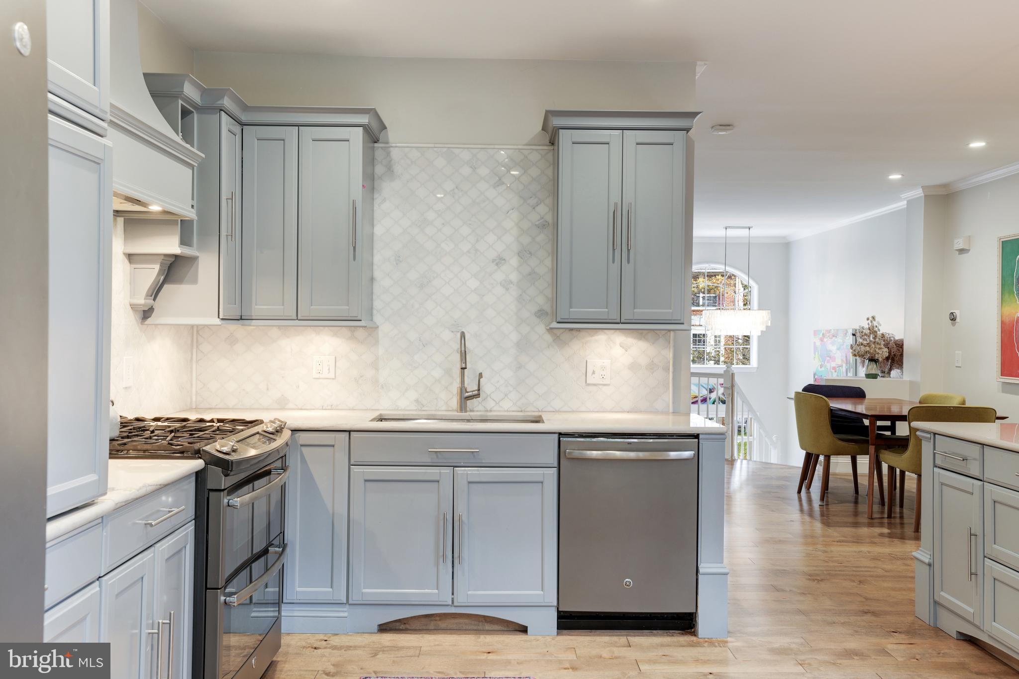 1232 Wild Hawthorn Way Reston, VA 20194 - Photo 10 of 43 Gallery Image 10