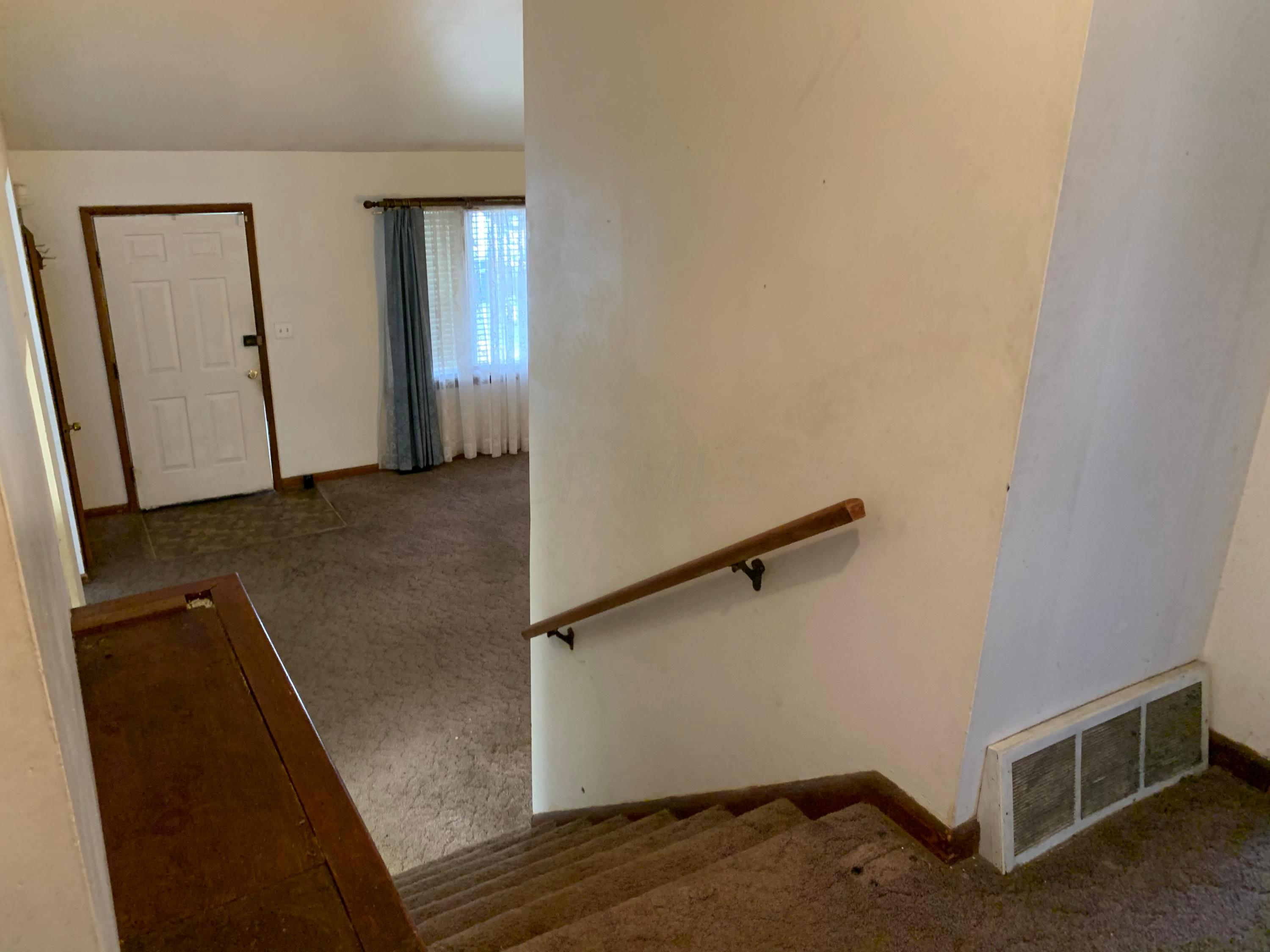 1587 Courtright Road Columbus, OH 43227 - Photo 19 of 29 Gallery Image 19
