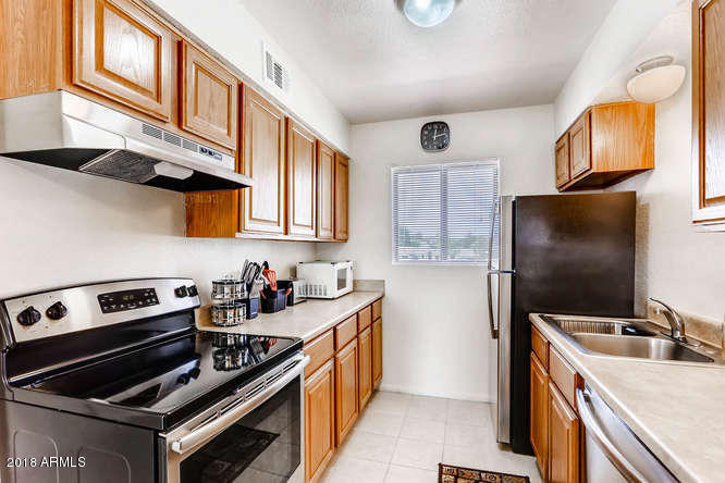 540 South West Road, Unit 14 Wickenburg, AZ 85390 - Photo 3 of 13 540 S West Road Wickenburg AZ-small-011-