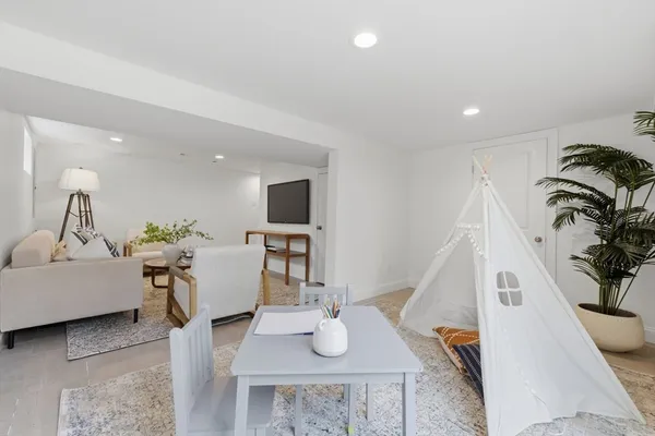 $949,000 | 54 Union Street, Natick, MA 01760