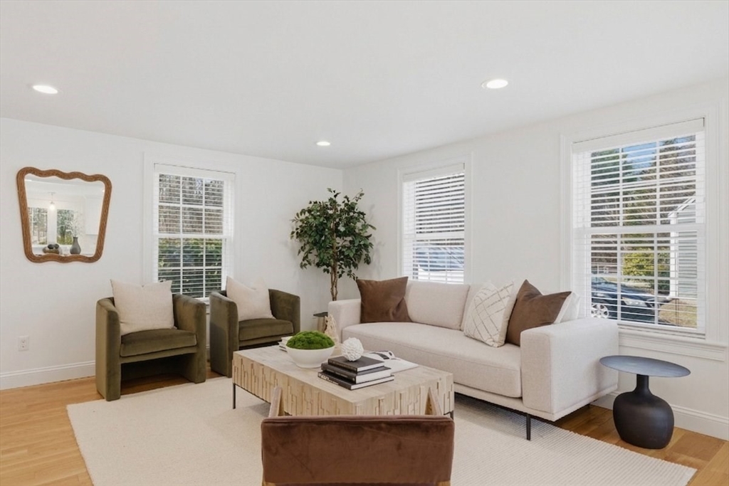 54 Union Street Natick, MA 01760 - Photo 7 of 34