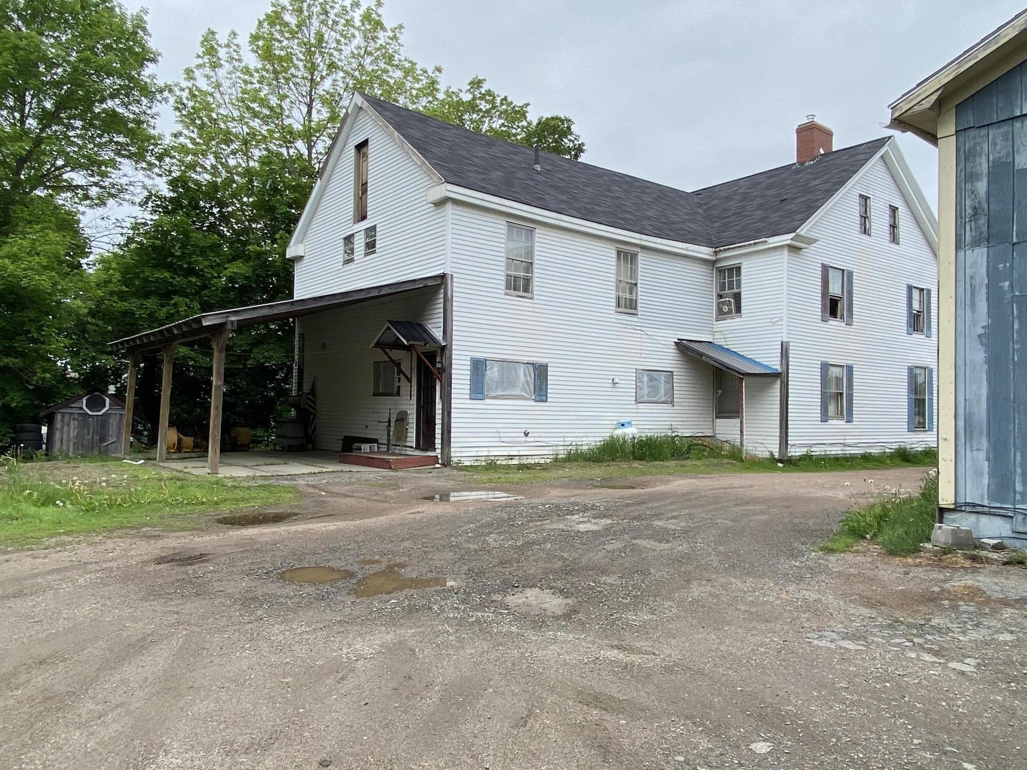 12 Lowell Street Calais, ME 04619 - Photo 3 of 44 IMG_3876