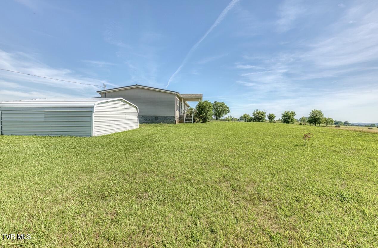 102 Greene County Line Road Chuckey, TN 37641 - Photo 4 of 58 IMG_0604