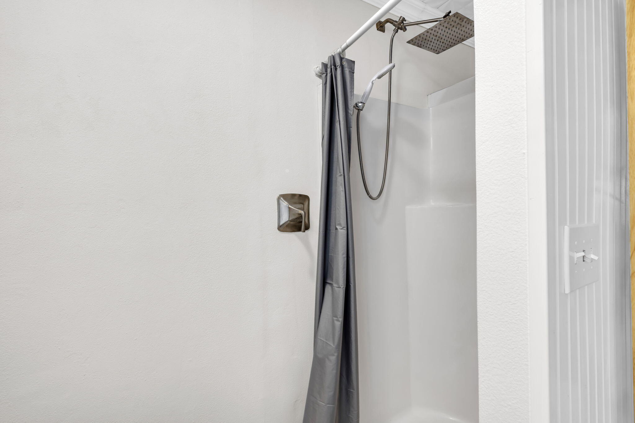 57 7th Street Shalimar, FL 32579 - Photo 24 of 36 57 7th St_ Full Bathroom