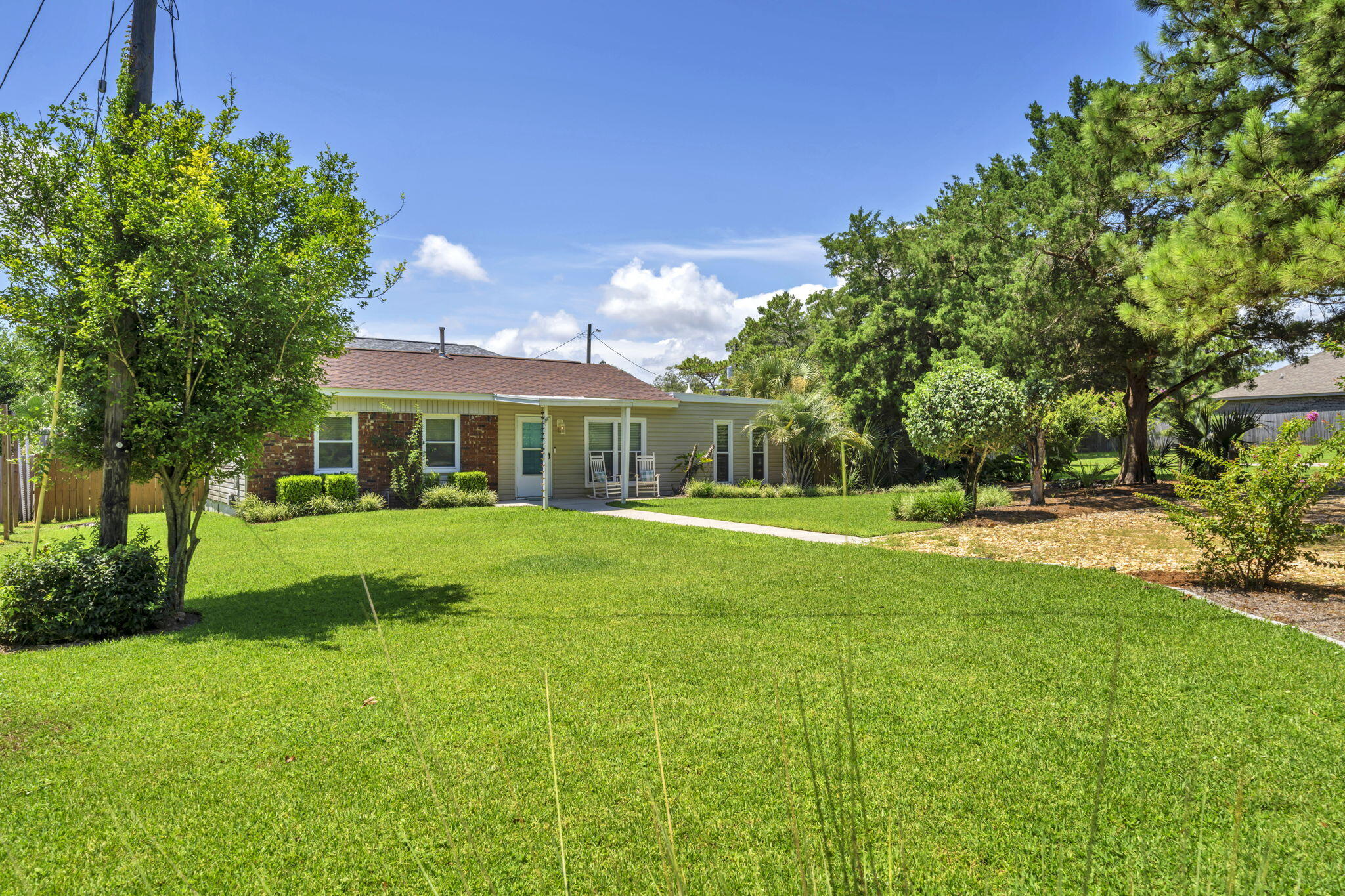57 7th Street Shalimar, FL 32579 - Photo 33 of 36 57 7th St_ Front Yard