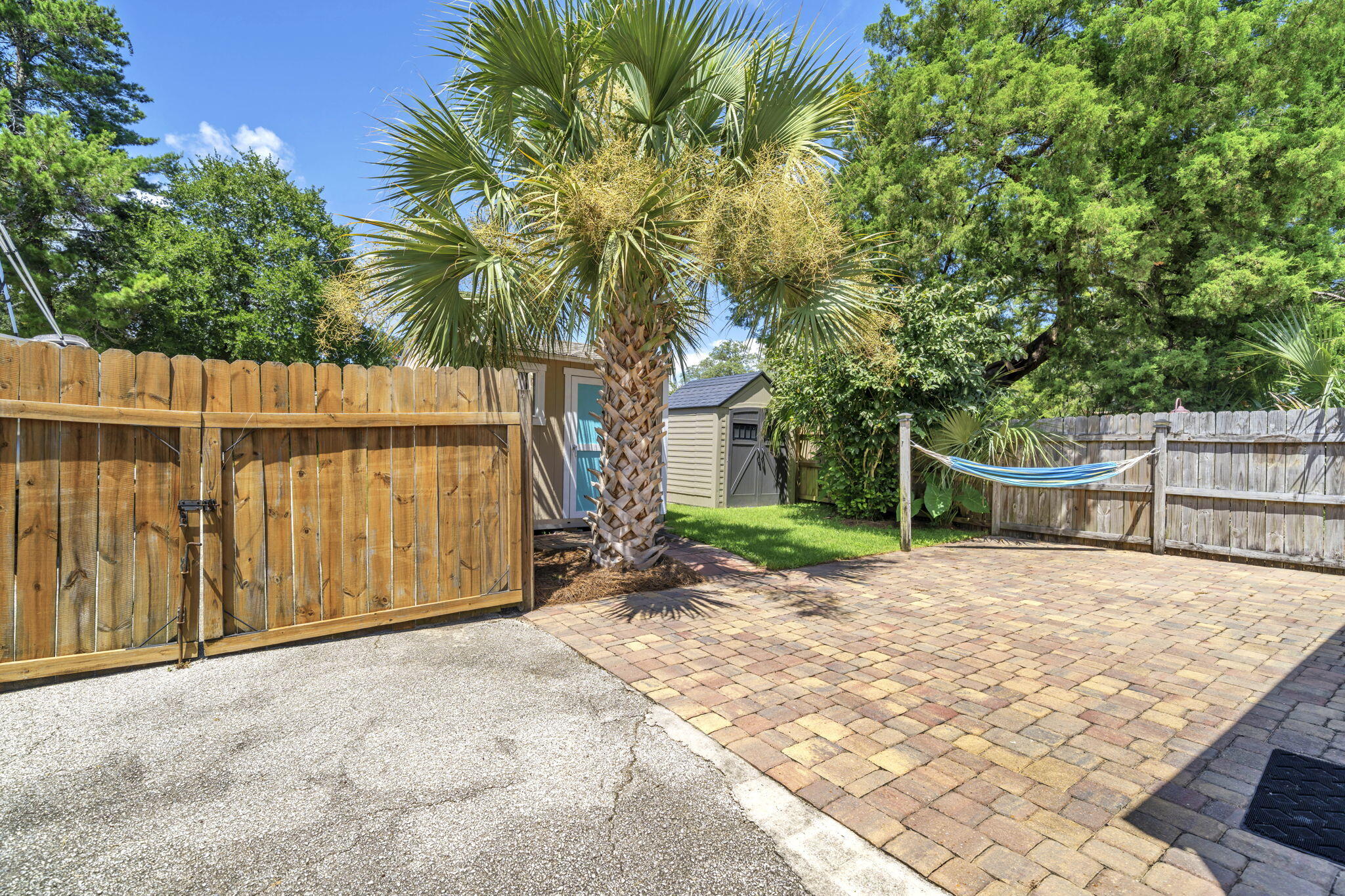 57 7th Street Shalimar, FL 32579 - Photo 8 of 36 57 7th St_Back Yard