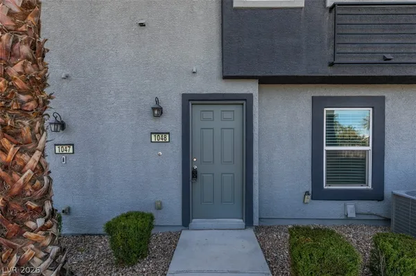 $2,195 | 9050 West Tropicana Avenue, Unit 1048, Las Vegas, NV 89147