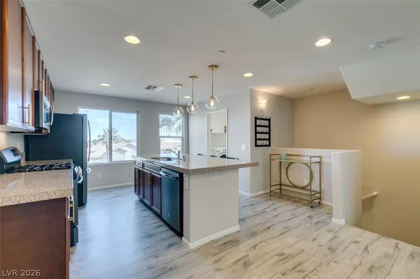 $2,195 | 9050 West Tropicana Avenue, Unit 1048, Las Vegas, NV 89147