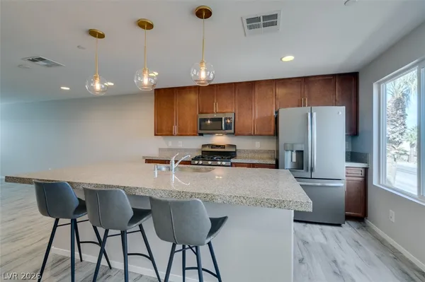 $2,195 | 9050 West Tropicana Avenue, Unit 1048, Las Vegas, NV 89147