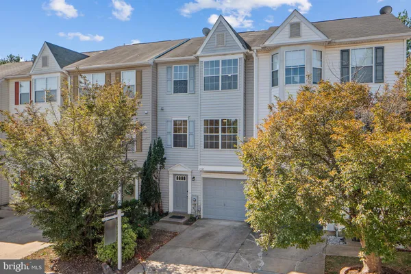 $328,000 | 1330 Hampshire Drive, Unit 7E, Frederick, MD 21702