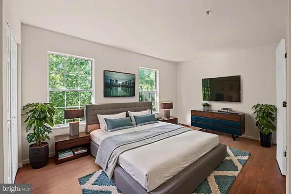 $328,000 | 1330 Hampshire Drive, Unit 7E, Frederick, MD 21702