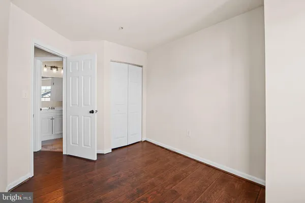 $328,000 | 1330 Hampshire Drive, Unit 7E, Frederick, MD 21702