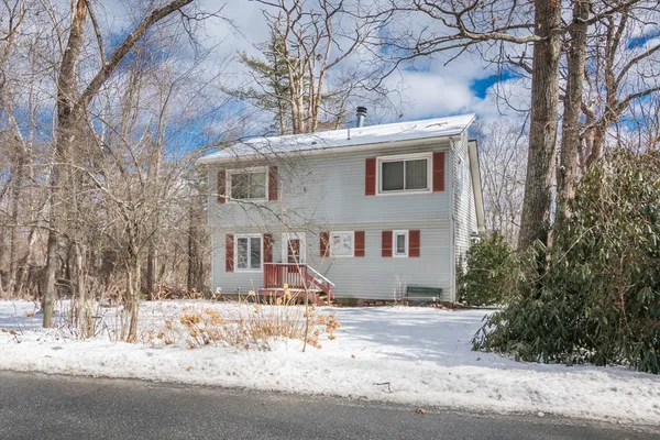 $250,000 | 248 Monson Turnpike Road, Ware, MA 01082