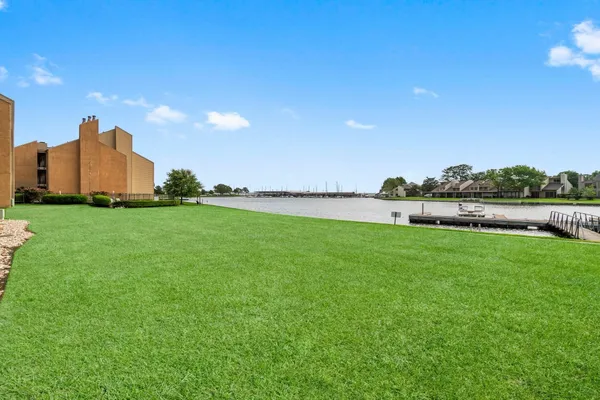 $164,900 | 12600 Melville Drive, Unit 319B, Montgomery, TX 77356