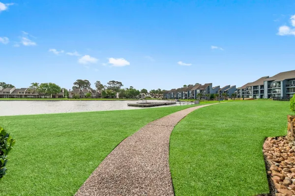 $164,900 | 12600 Melville Drive, Unit 319B, Montgomery, TX 77356