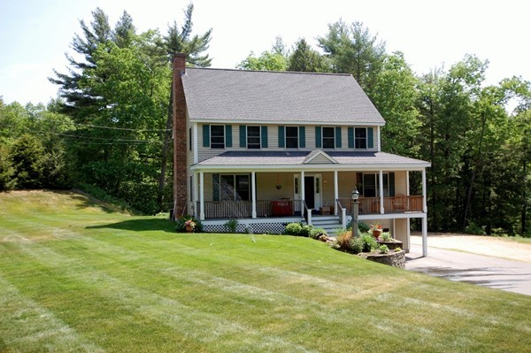 82 Cove Road Lunenburg, MA 01462 - Photo 3 of 28