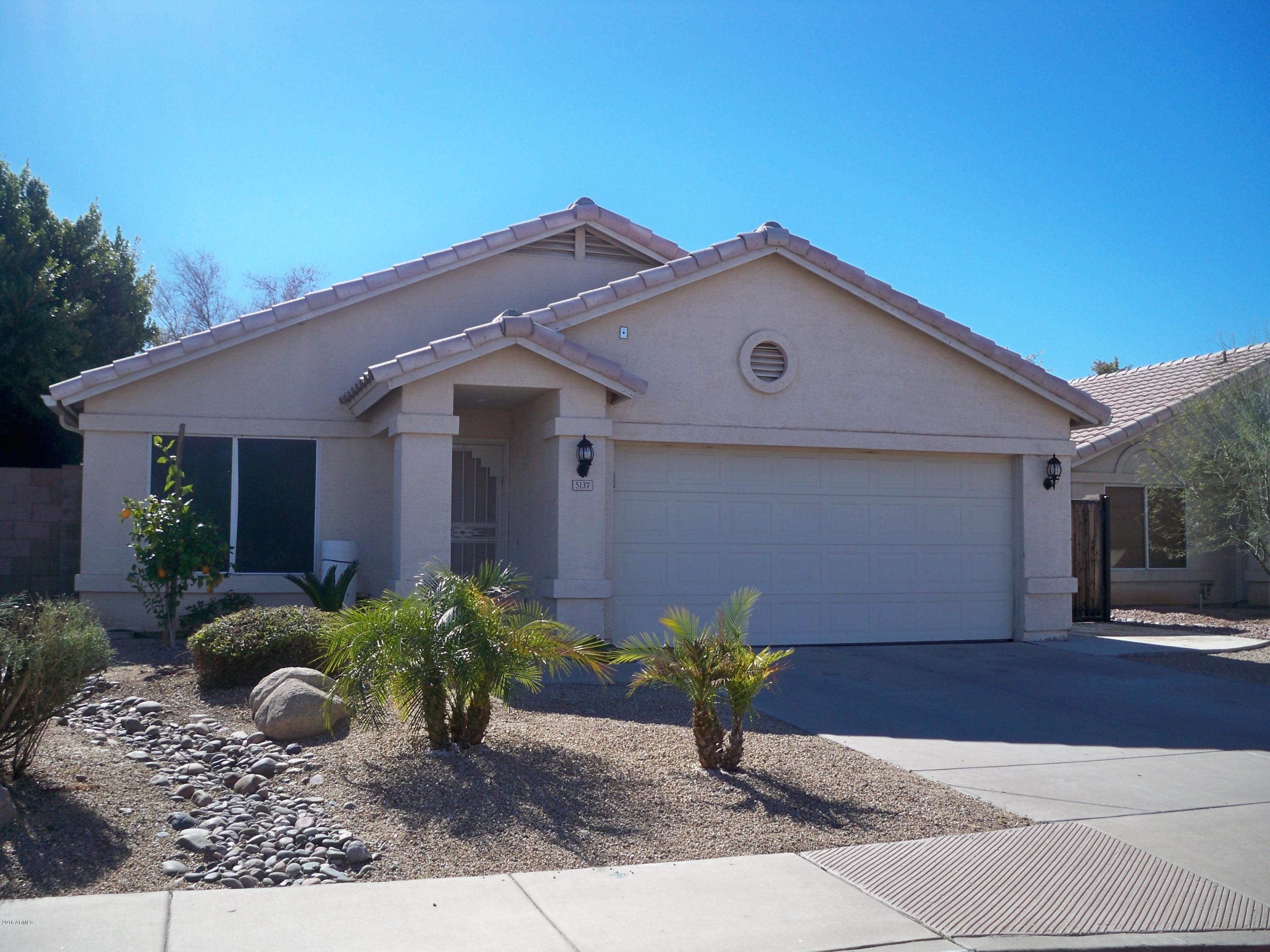 5137 Casper Road Mesa, AZ 85205 - Photo 2 of 5 100_9891