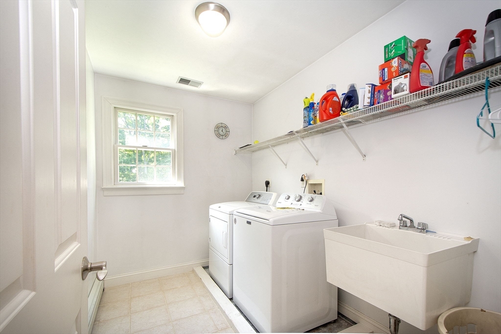185 Booth Hill Road Scituate, MA 02066 - Photo 23 of 38