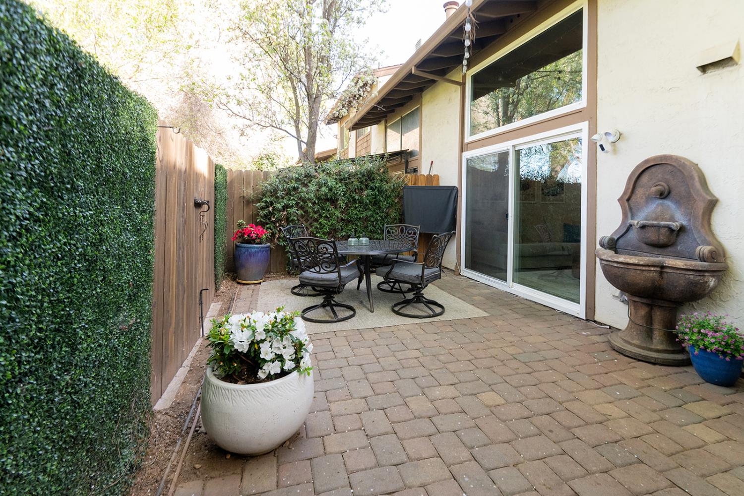 2672 Rio Bravo Circle Sacramento, CA 95826 - Photo 23 of 26 a view of a backyard with garden and patio
