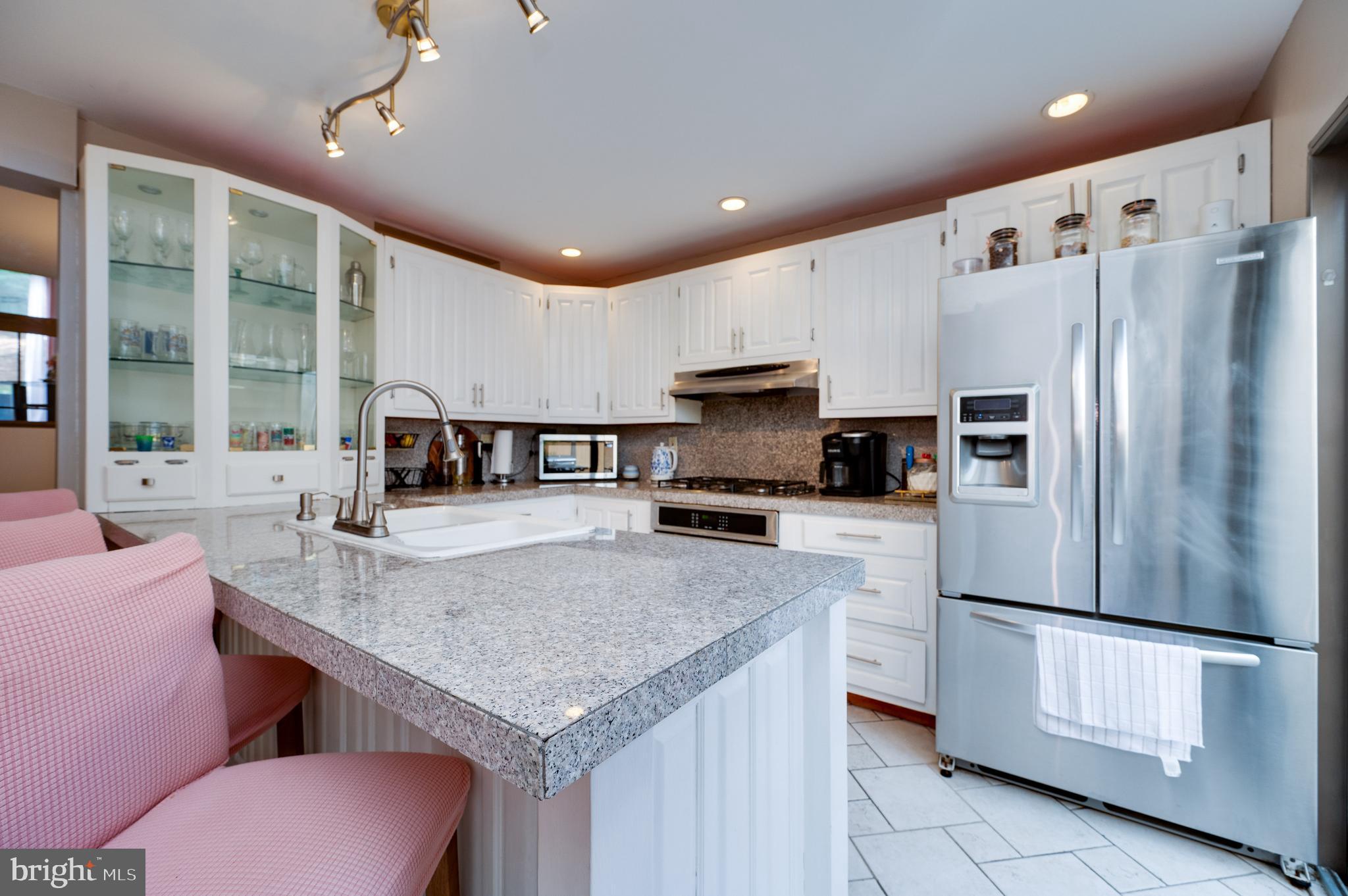 126 Merion Lane Reading, PA 19607 - Photo 9 of 36 Gallery Image 9