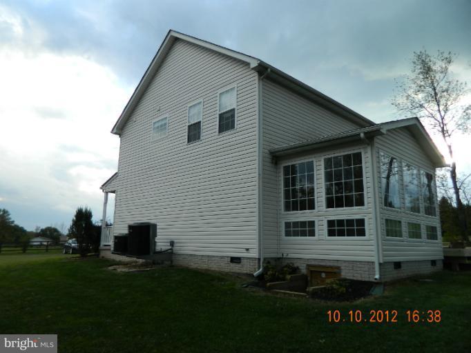 527 Reunion Corner Road Gerrardstown, WV 25420 - Photo 3 of 29 Exterior (Rear)