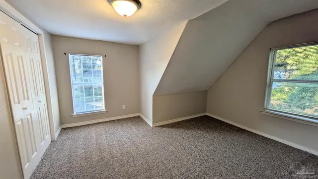 $1,325 | 3500 West Cervantes Street, Pensacola, FL 32505