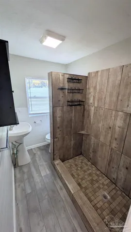 $1,325 | 3500 West Cervantes Street, Pensacola, FL 32505