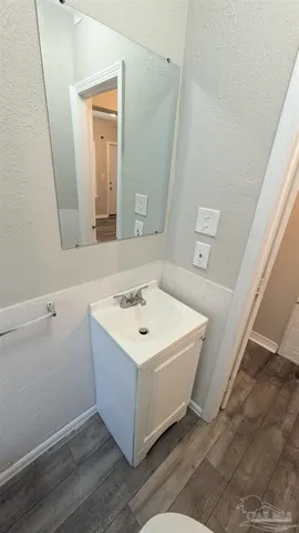 $1,325 | 3500 West Cervantes Street, Pensacola, FL 32505