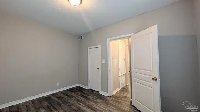 $1,325 | 3500 West Cervantes Street, Pensacola, FL 32505