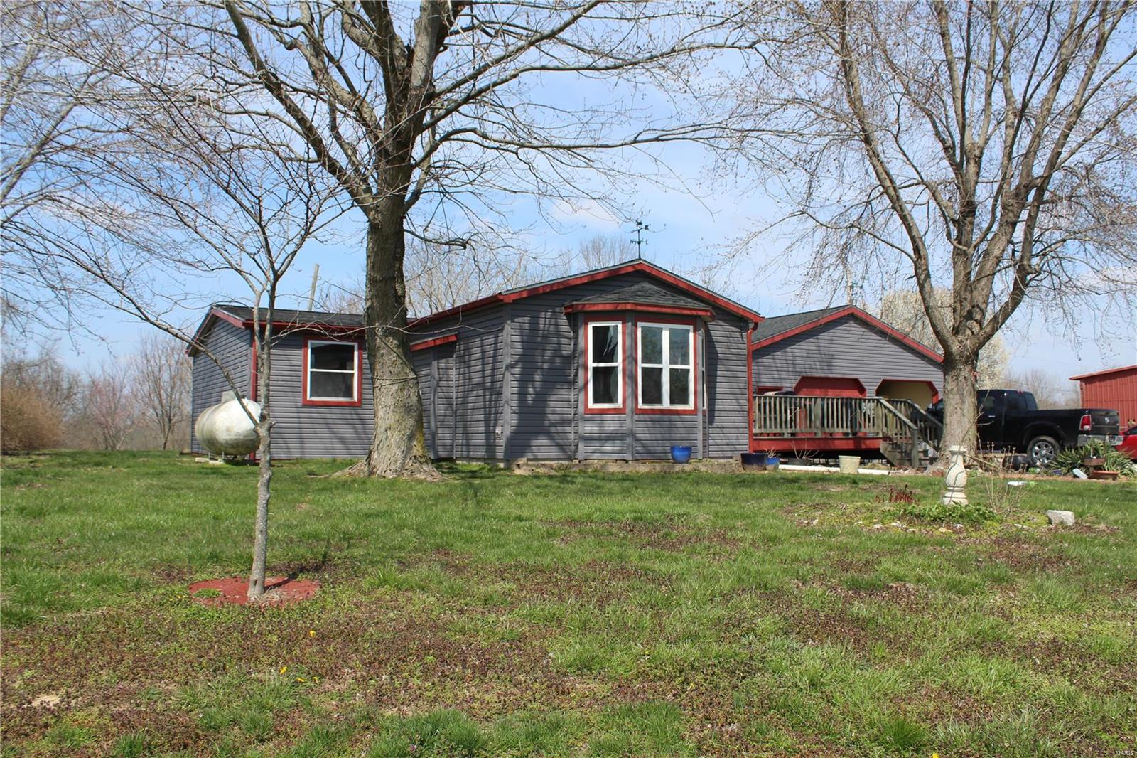 6737 Martini Road Waterloo, IL 62298 - Photo 3 of 14