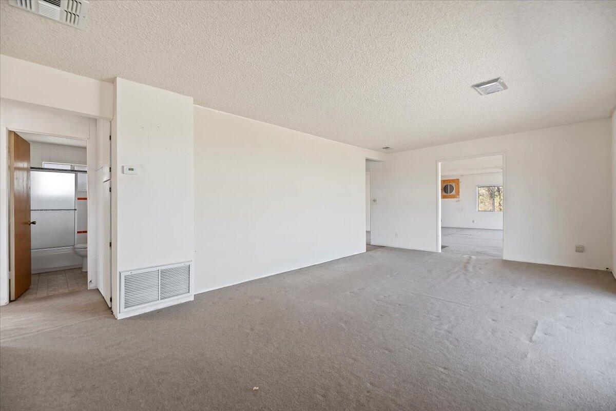 61313 El Coyote Lane Joshua Tree, CA 92252 - Photo 11 of 48 a view of empty room