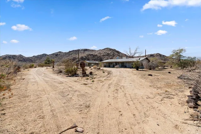 $290,000 | 61313 El Coyote Lane, Joshua Tree, CA 92252