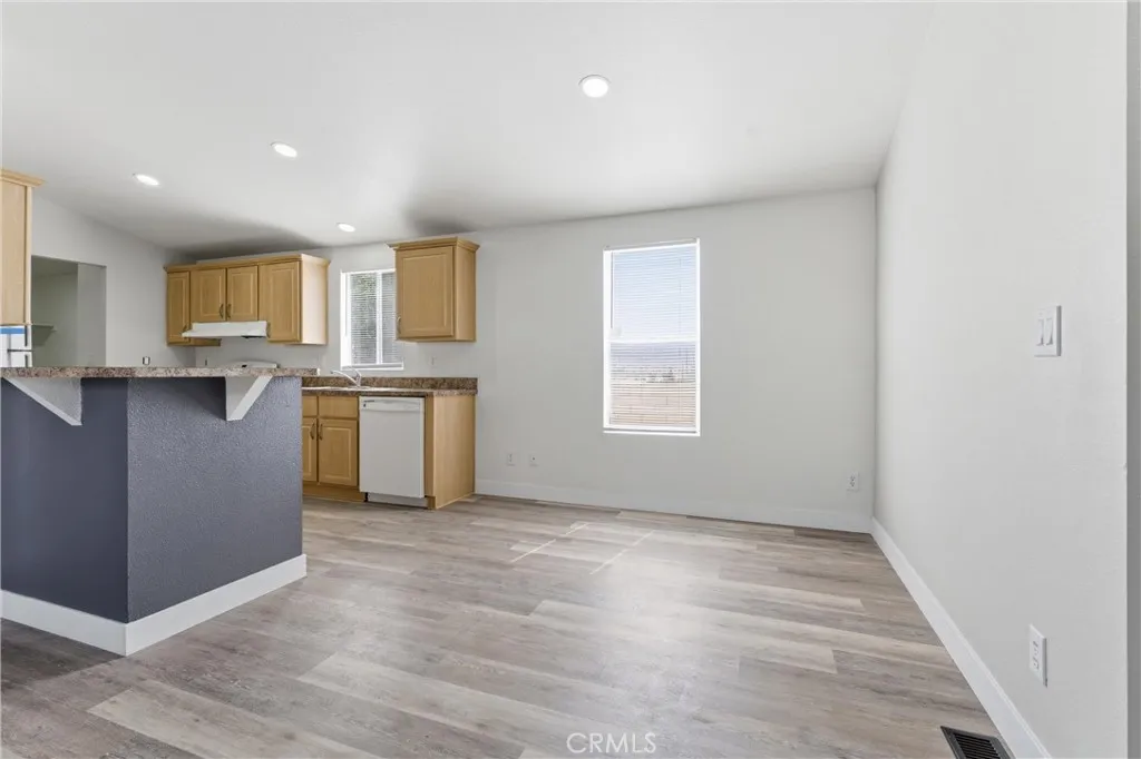 20843 Waalew Road, Unit C125 Apple Valley, CA 92307 - Photo 9 of 38
