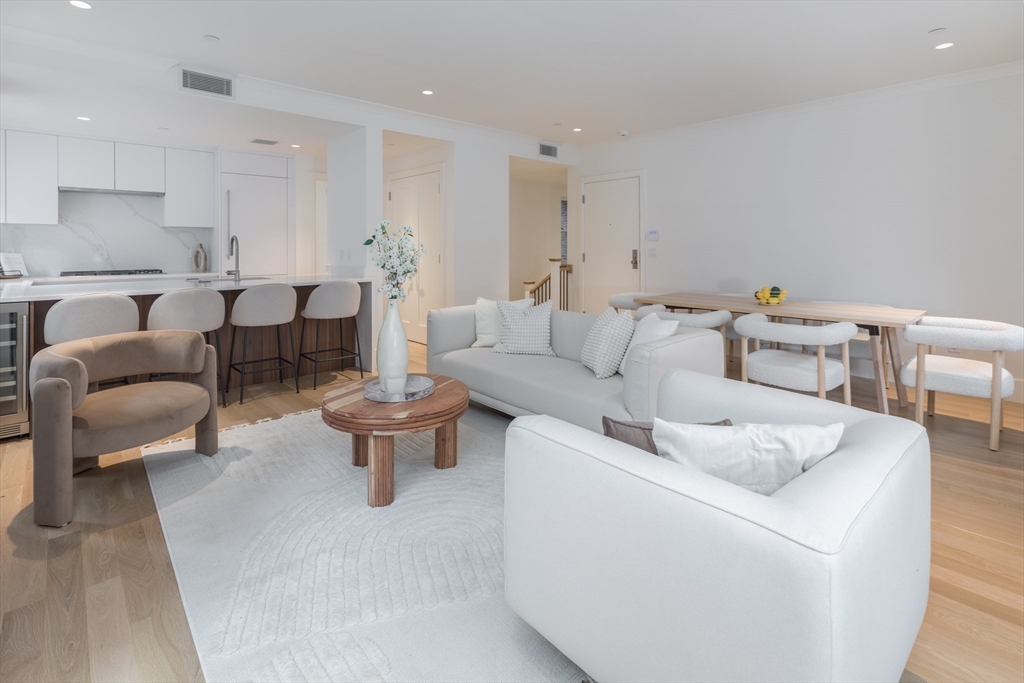 4A Milford Street, Unit 12 Boston, MA 02118 - Photo 9 of 25