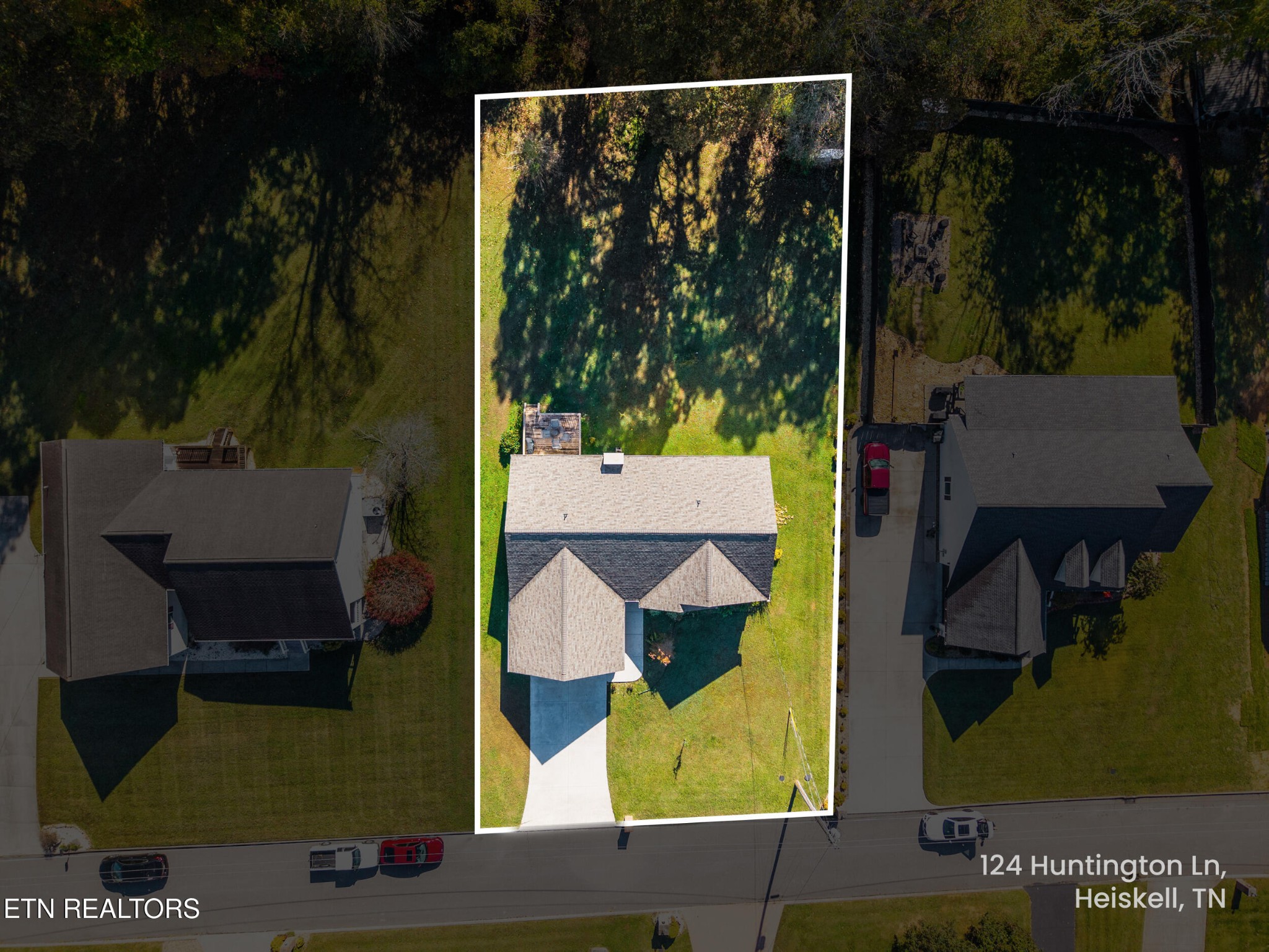 124 Huntington Lane Heiskell, TN 37754 - Photo 3 of 32 Gallery Image 3
