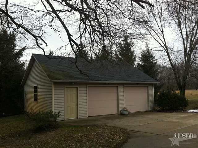 15914 Auburn Road Fort Wayne, IN 46845 - Photo 2 of 14