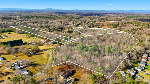 $1,999,000 | 3564 28th Street Northeast, Hickory, NC 28601