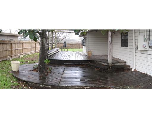 441 Waverly Drive Corpus Christi, TX 78412 - Photo 7 of 7 a view of a terrace
