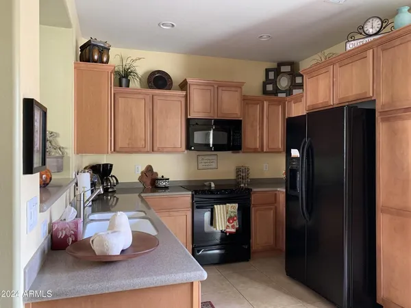 $1,850 | 1940 West Faria Lane, Phoenix, AZ 85023