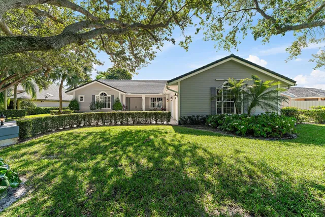 $1,499,000 | 18440 Southeast Lakeside Drive, Jupiter, FL 33469