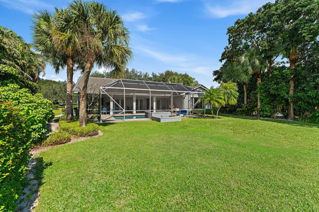 $1,499,000 | 18440 Southeast Lakeside Drive, Jupiter, FL 33469