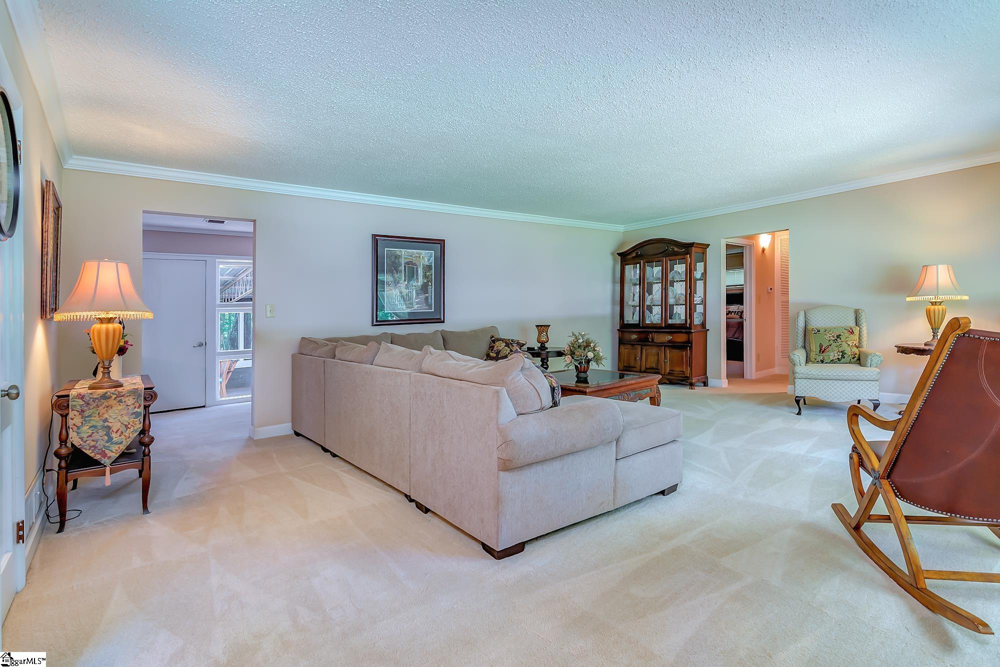 501 Taylor Road Greer, SC 29651 - Photo 4 of 36 Living Room