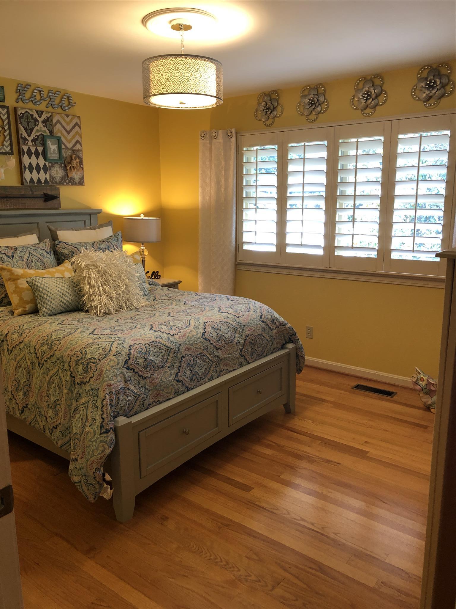 Gallery Image 6