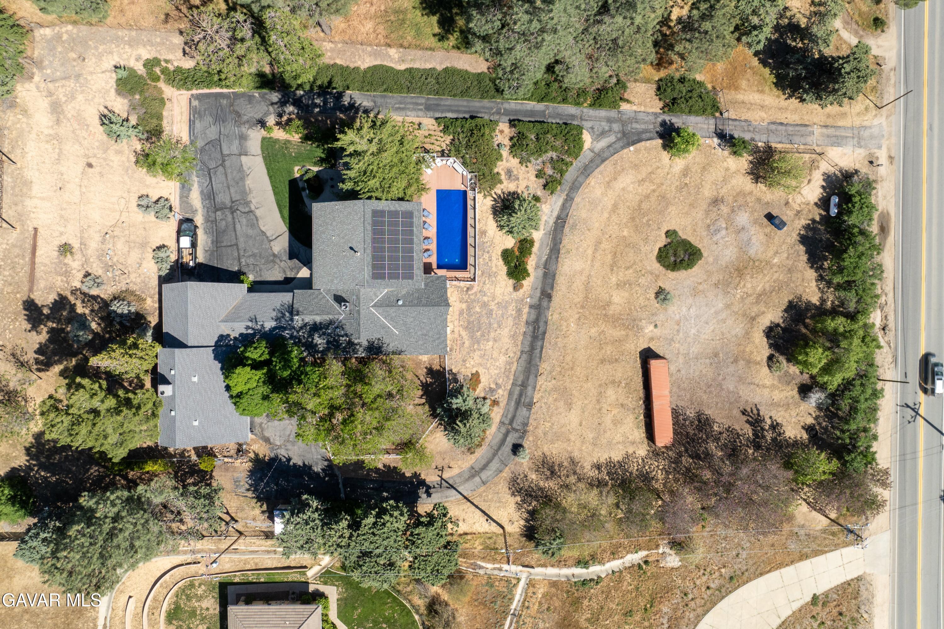 9065 Elizabeth Lake Road Leona Valley, CA 93551 - Photo 40 of 58 a view of a garden