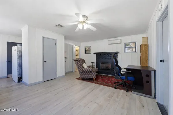 $999,999 | 9065 Elizabeth Lake Road, Leona Valley, CA 93551