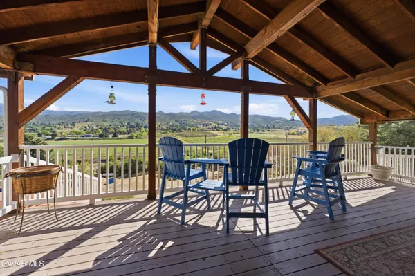 $999,999 | 9065 Elizabeth Lake Road, Leona Valley, CA 93551