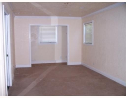 5184 Palm Ridge Boulevard Delray Beach, FL 33484 - Photo 8 of 11 Master Bedroom