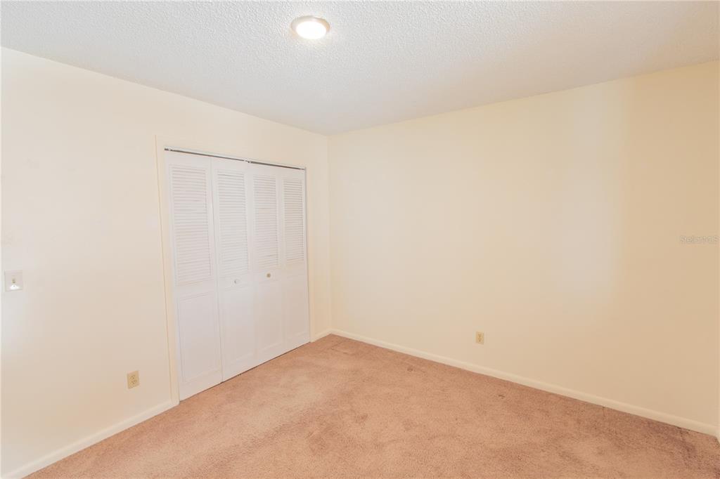 709 Mosley Road Lake Alfred, FL 33850 - Photo 10 of 17 a view of a room