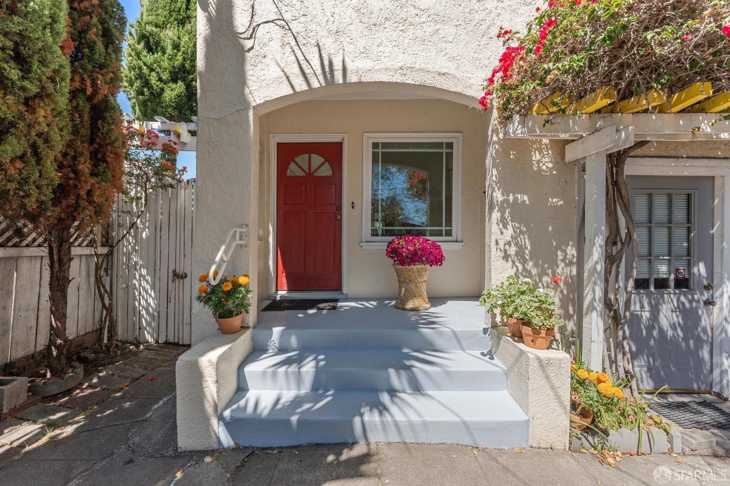 1109 Channing Way Berkeley, CA 94702 - Photo 4 of 24 a front view of a house