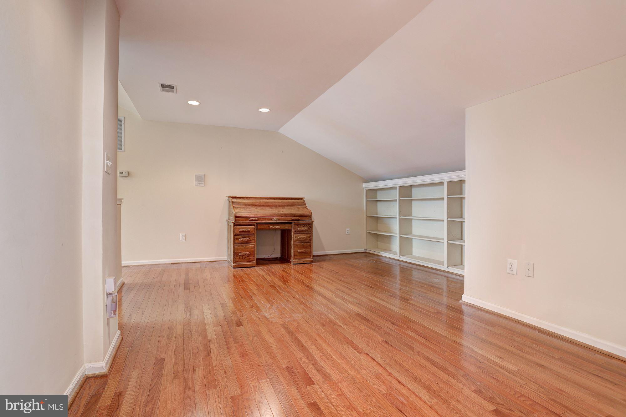 15741 Good Hope Road Silver Spring, MD 20905 - Photo 15 of 30 Interior General
